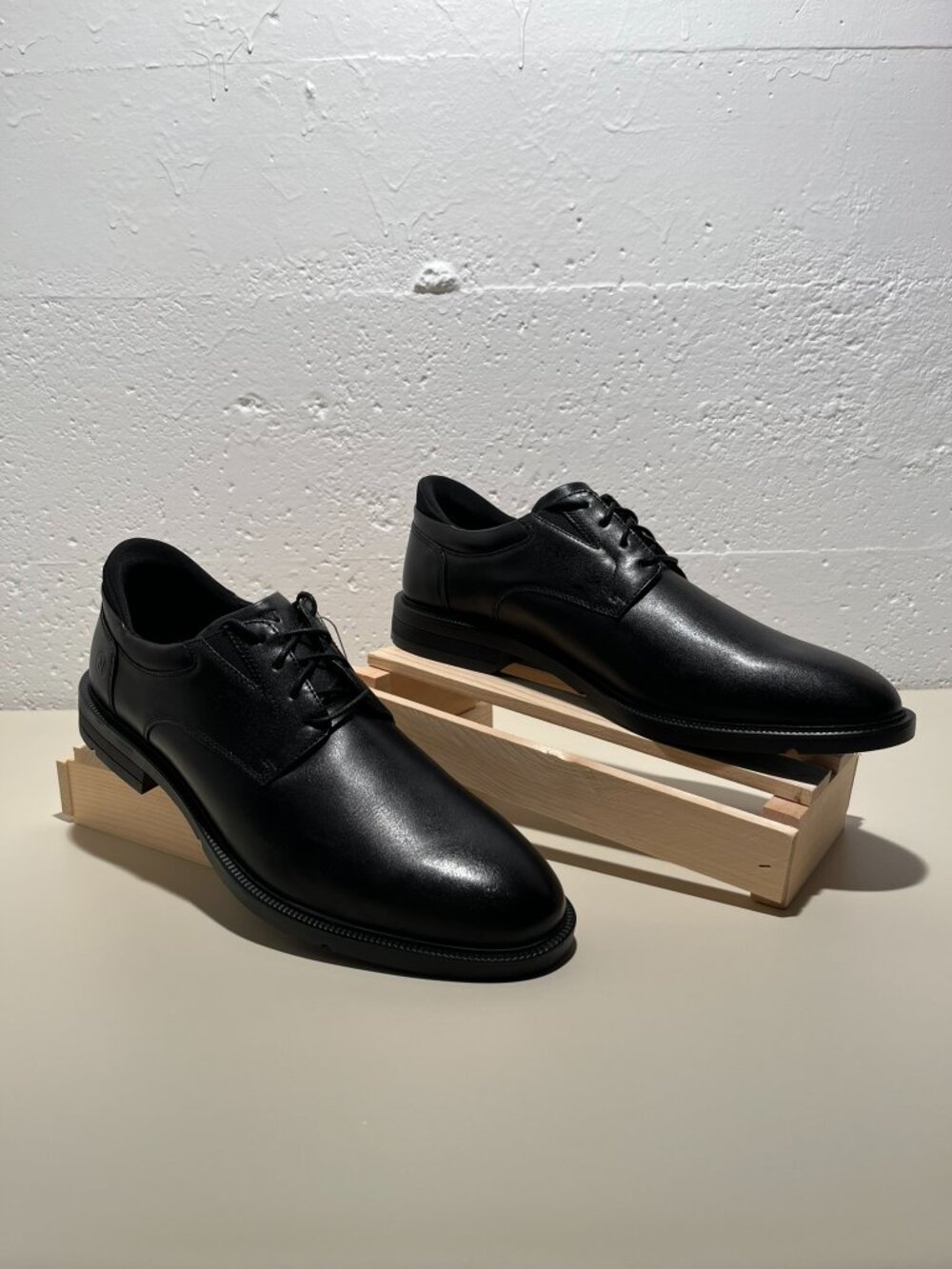 Nunn Bush Men's KORE Pro Plain Toe Oxfords